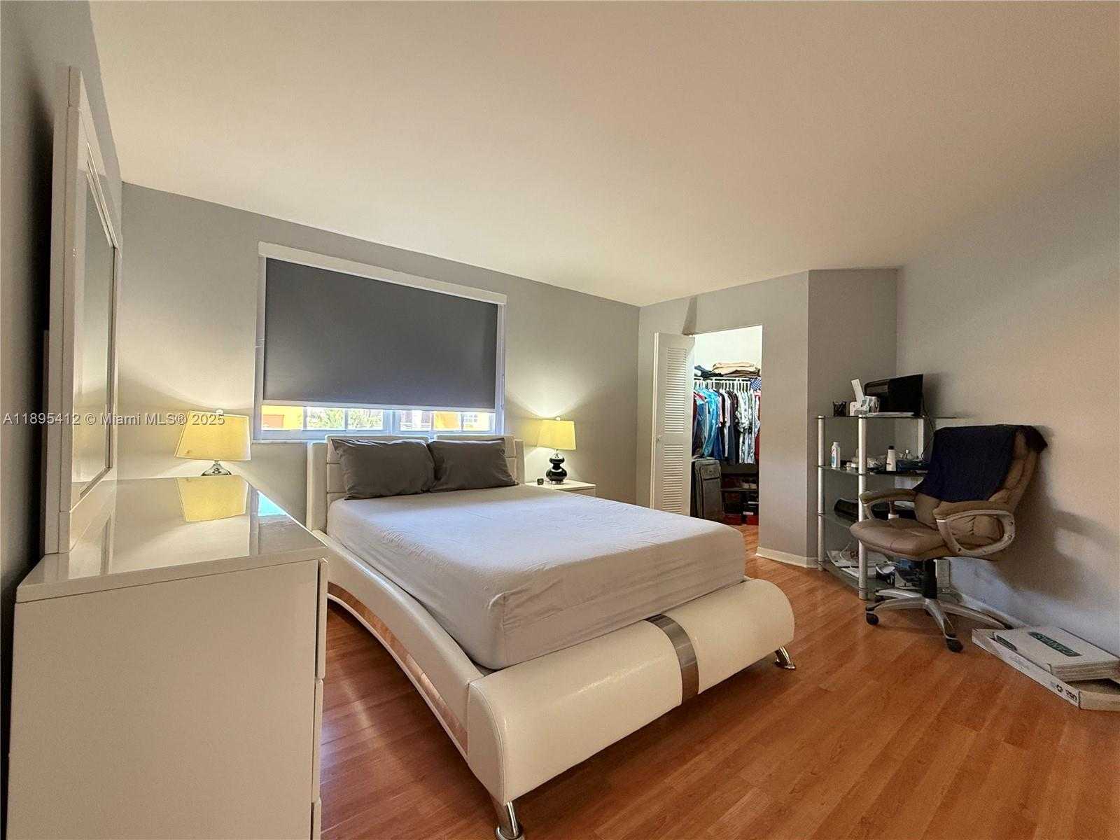Small Image of 9725 FONTAINEBLEAU BLVD #A212, Miami Number 20