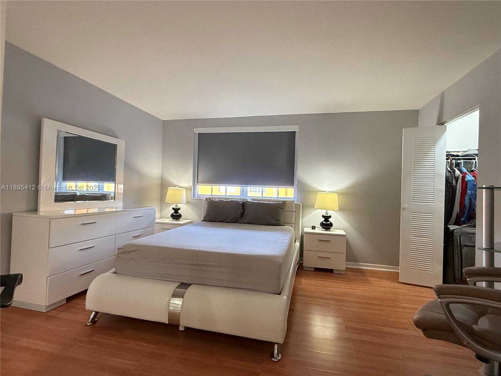 Small Image of 9725 FONTAINEBLEAU BLVD #A212, Miami Number 21