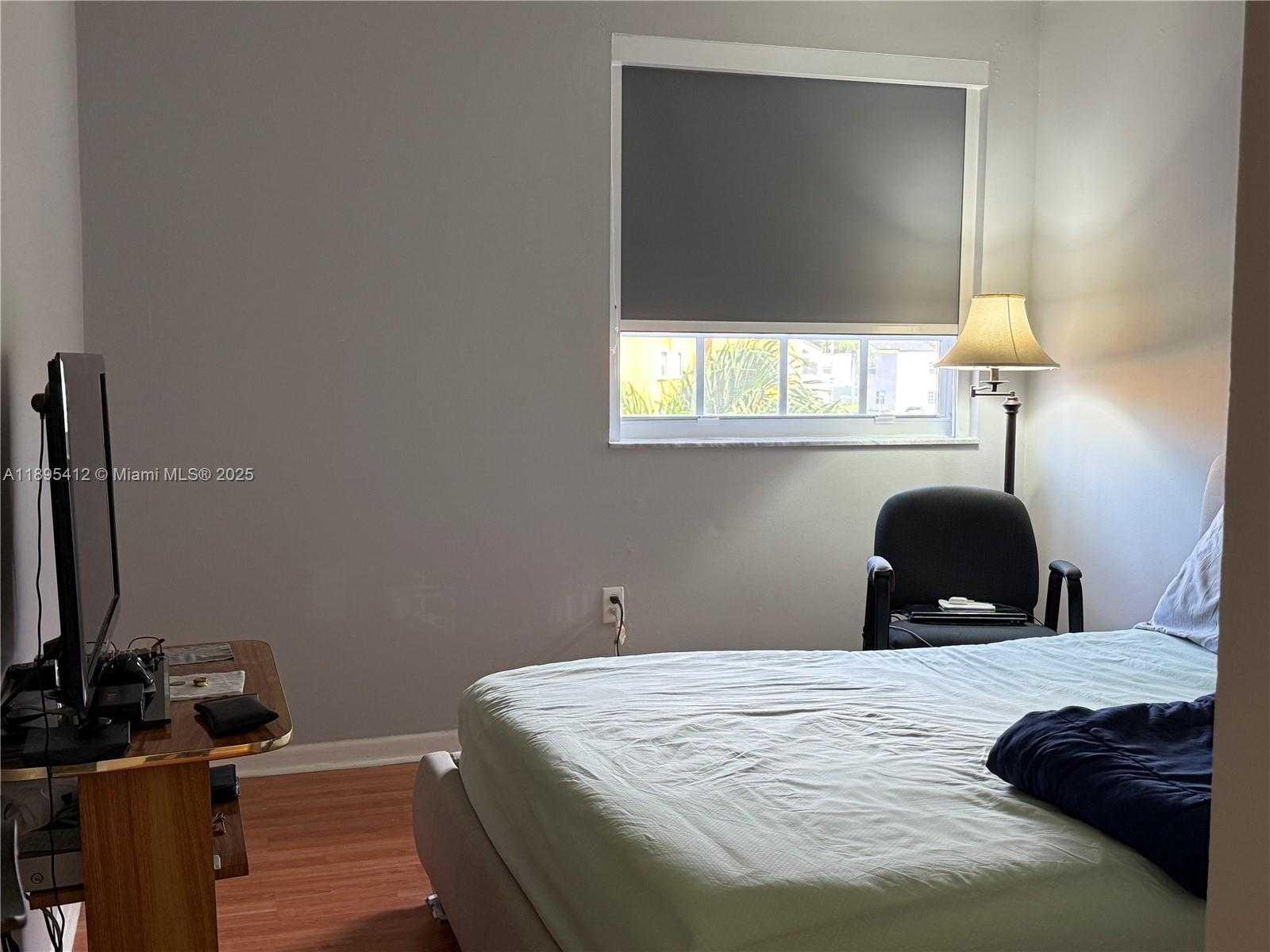 Small Image of 9725 FONTAINEBLEAU BLVD #A212, Miami Number 24