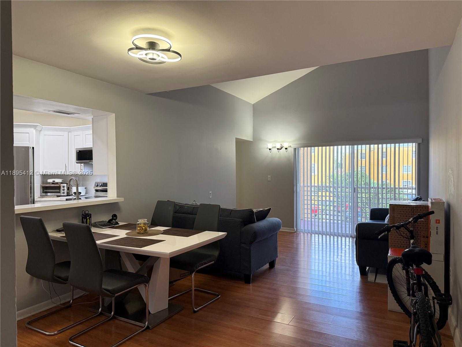 Small Image of 9725 FONTAINEBLEAU BLVD #A212, Miami Number 8