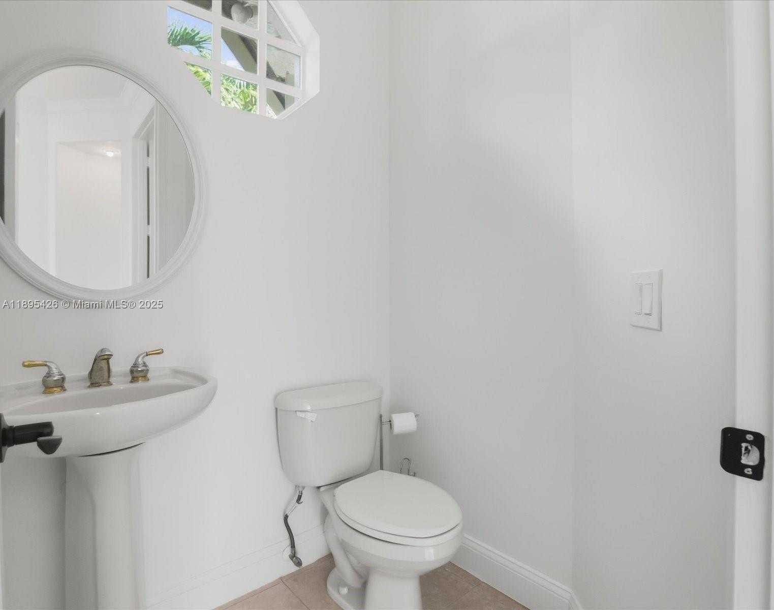 Small Image of 13790 NORTH WEST 20TH ST, Pembroke Pines Number 14
