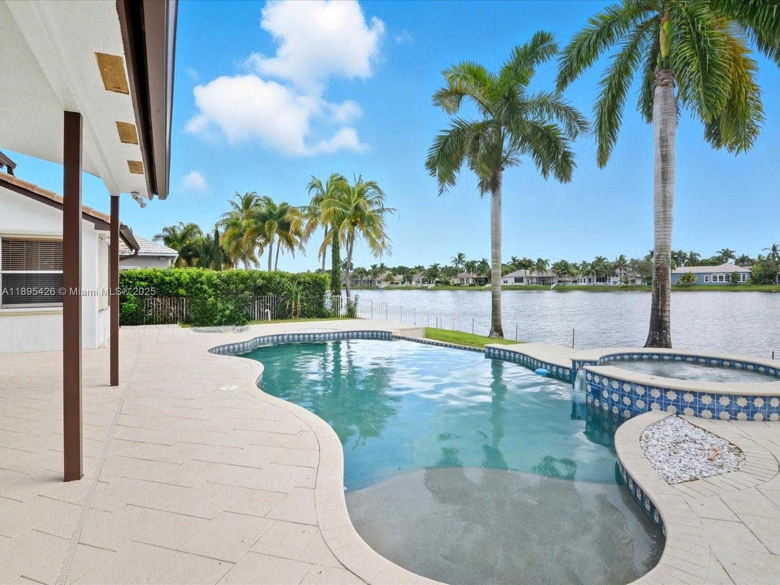 Small Image of 13790 NORTH WEST 20TH ST, Pembroke Pines Number 2