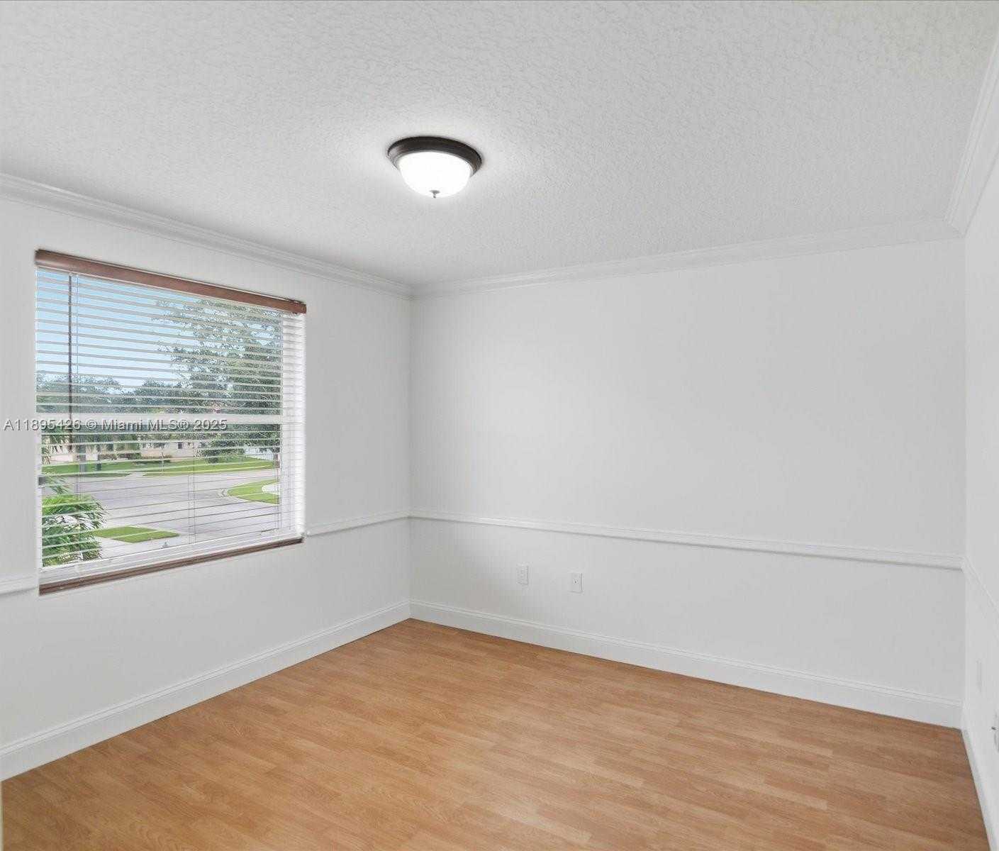 Small Image of 13790 NORTH WEST 20TH ST, Pembroke Pines Number 29
