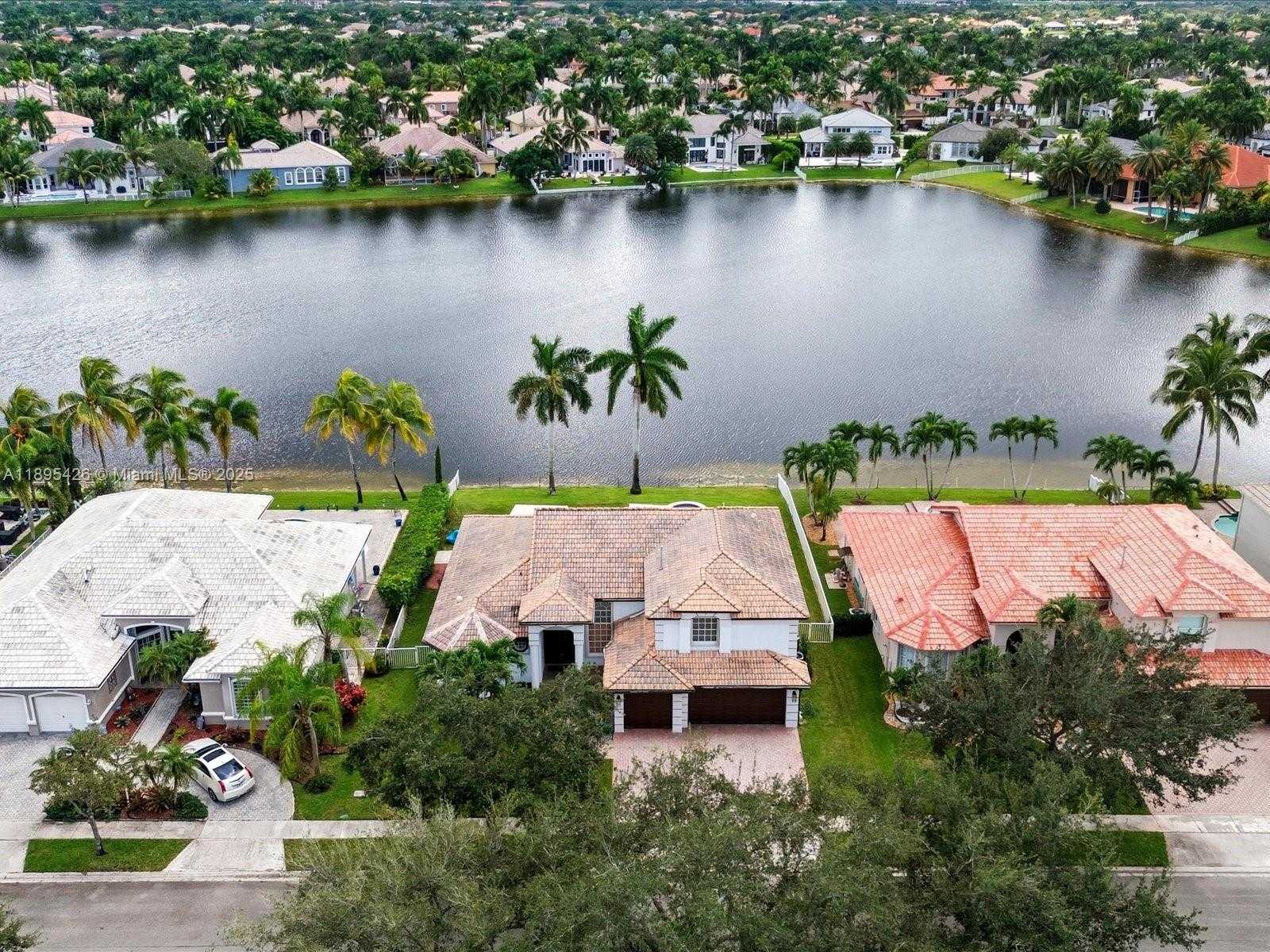 Small Image of 13790 NORTH WEST 20TH ST, Pembroke Pines Number 3