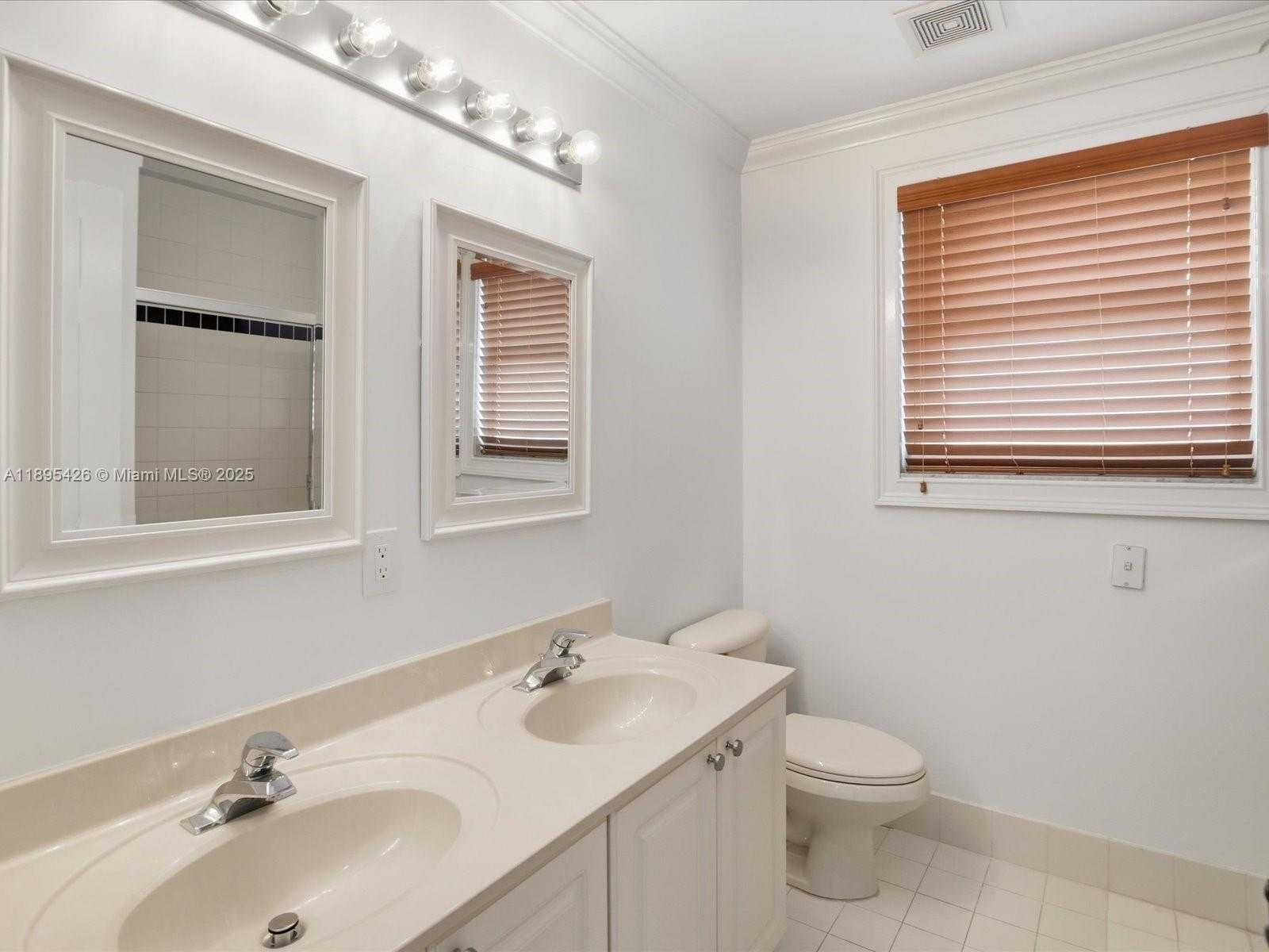 Small Image of 13790 NORTH WEST 20TH ST, Pembroke Pines Number 30