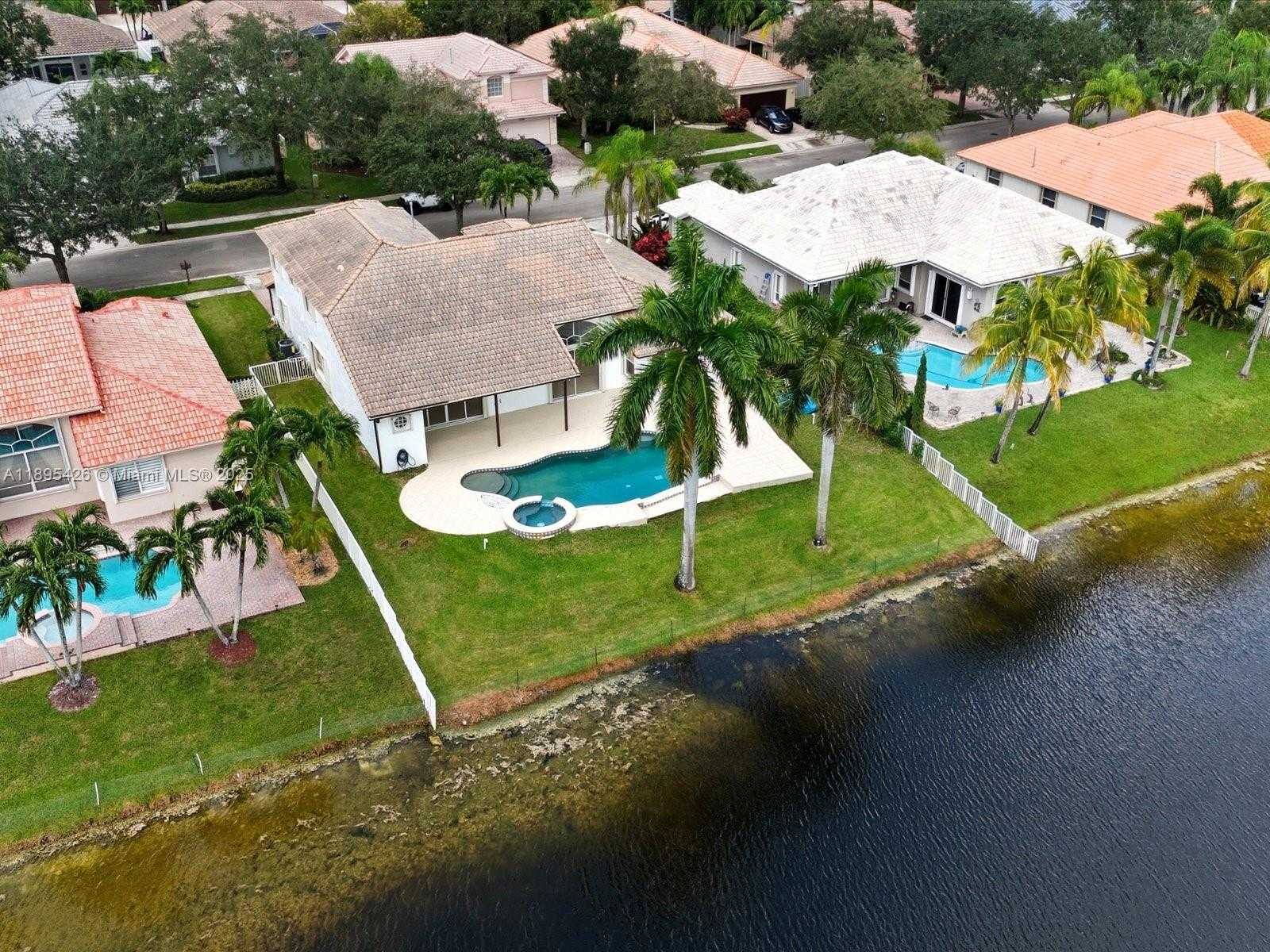 Small Image of 13790 NORTH WEST 20TH ST, Pembroke Pines Number 42