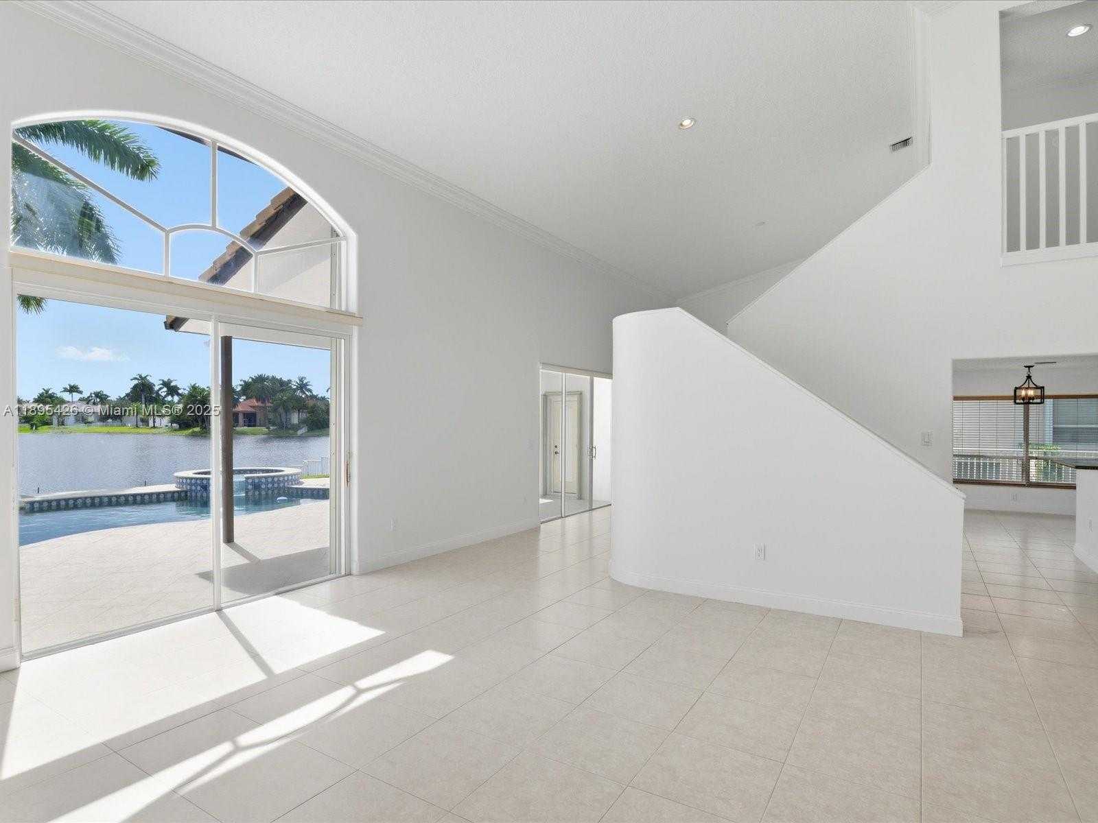 Small Image of 13790 NORTH WEST 20TH ST, Pembroke Pines Number 6