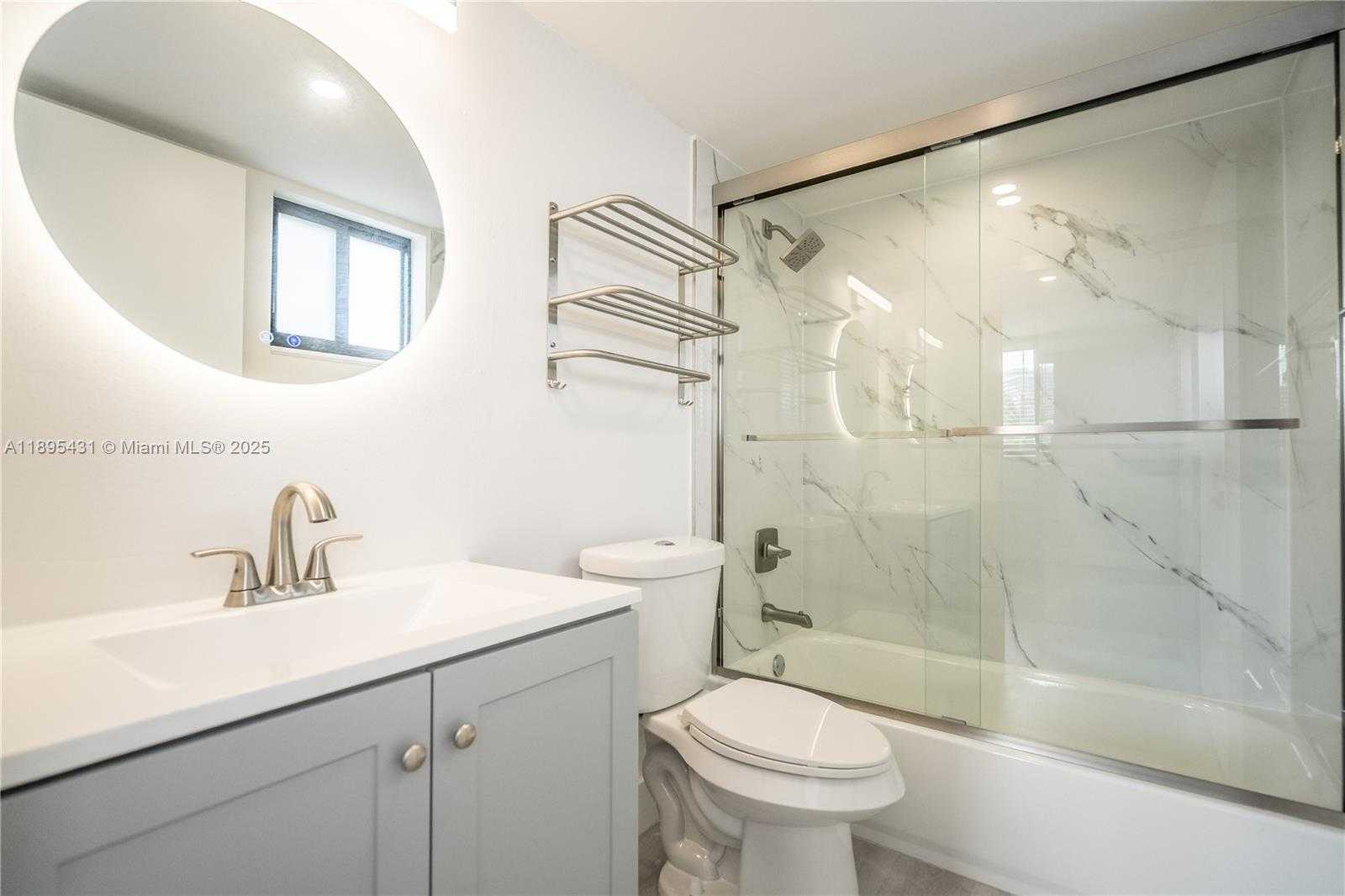 Small Image of 6960 RUE VENDOME #301, Miami Beach Number 24