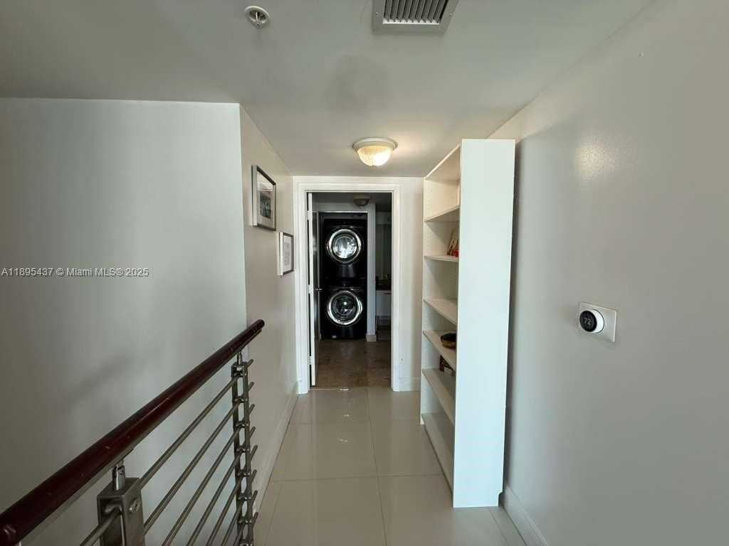 Small Image of 41 SOUTH EAST 5TH ST #2307, Miami Number 11