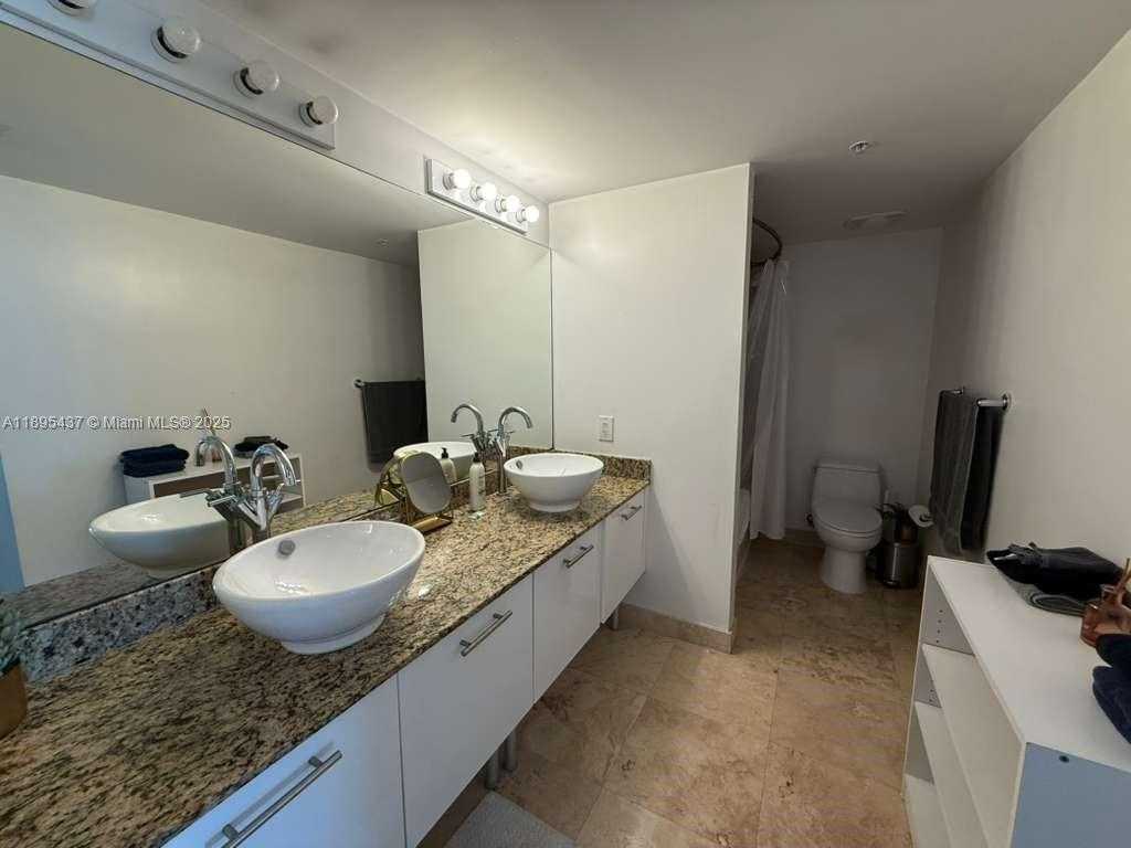 Small Image of 41 SOUTH EAST 5TH ST #2307, Miami Number 16