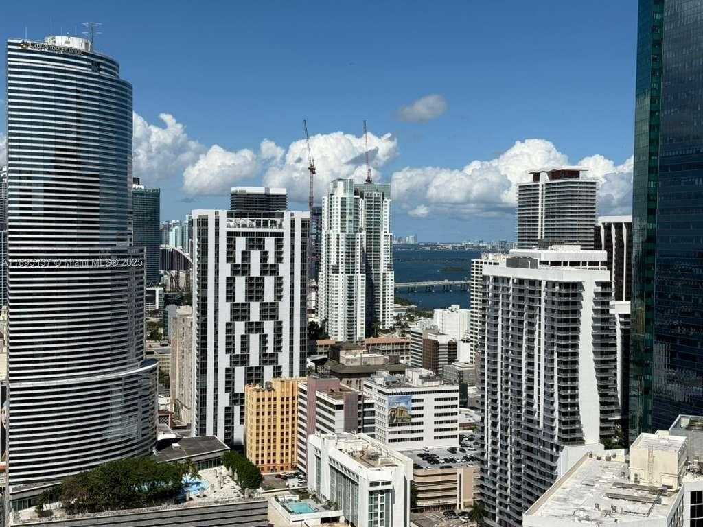Small Image of 41 SOUTH EAST 5TH ST #2307, Miami Number 21