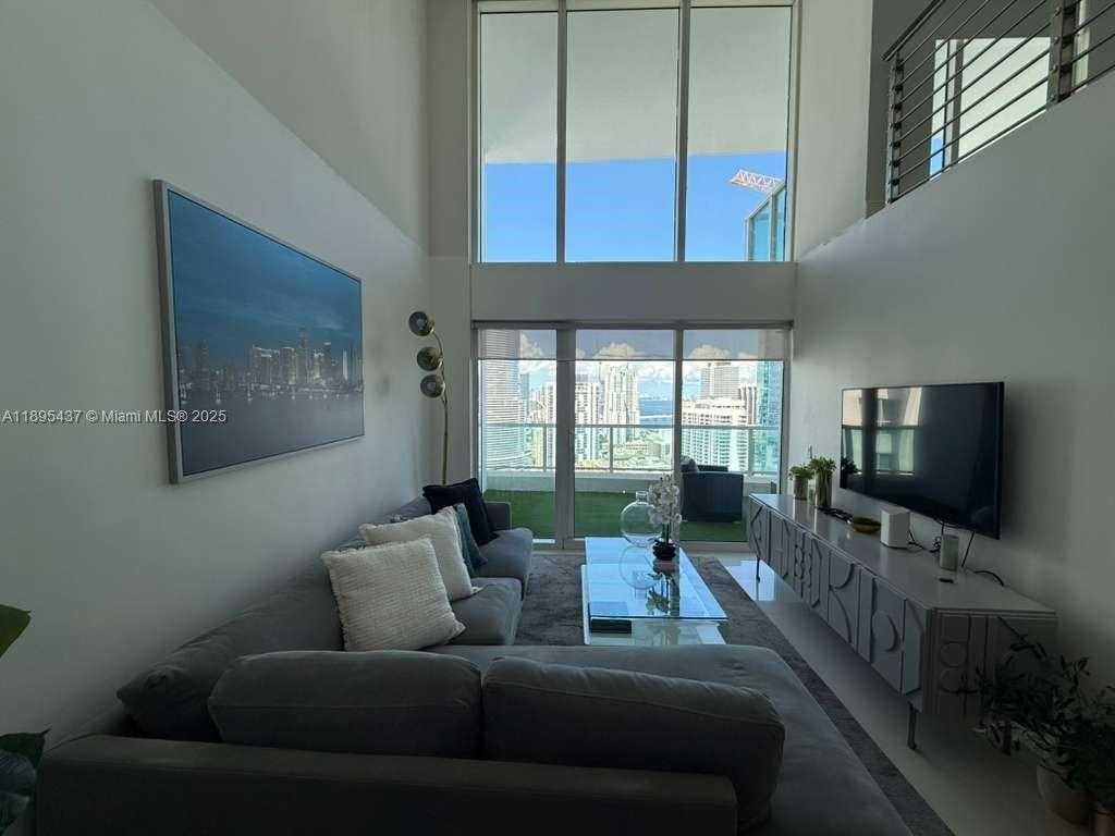 Small Image of 41 SOUTH EAST 5TH ST #2307, Miami Number 3