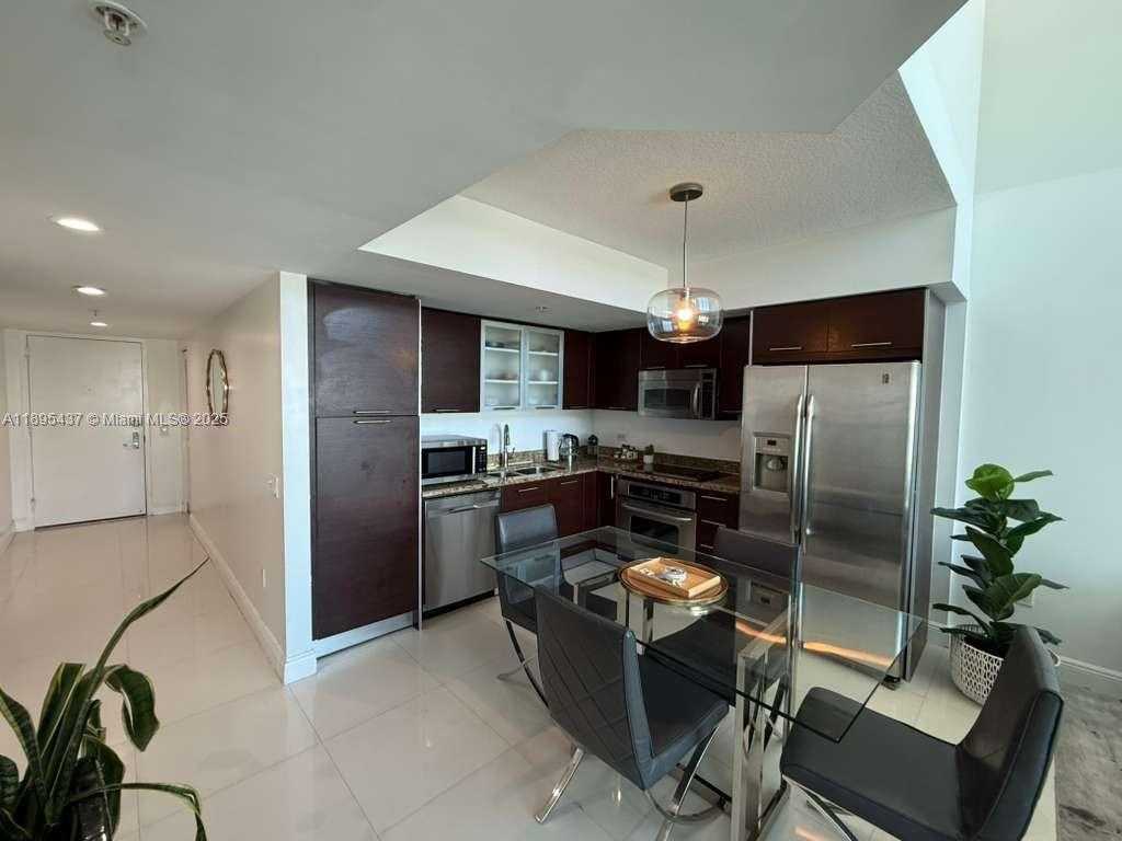Small Image of 41 SOUTH EAST 5TH ST #2307, Miami Number 6
