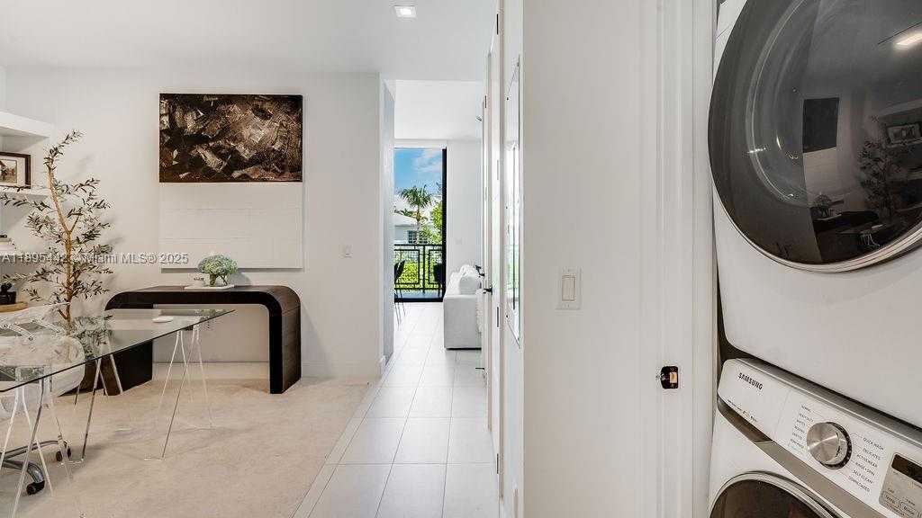 Small Image of 1030 15TH ST #201, Miami Beach Number 25