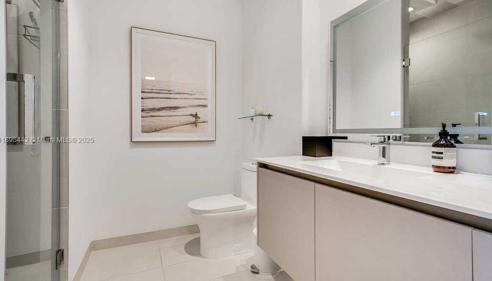 Small Image of 1030 15TH ST #201, Miami Beach Number 27