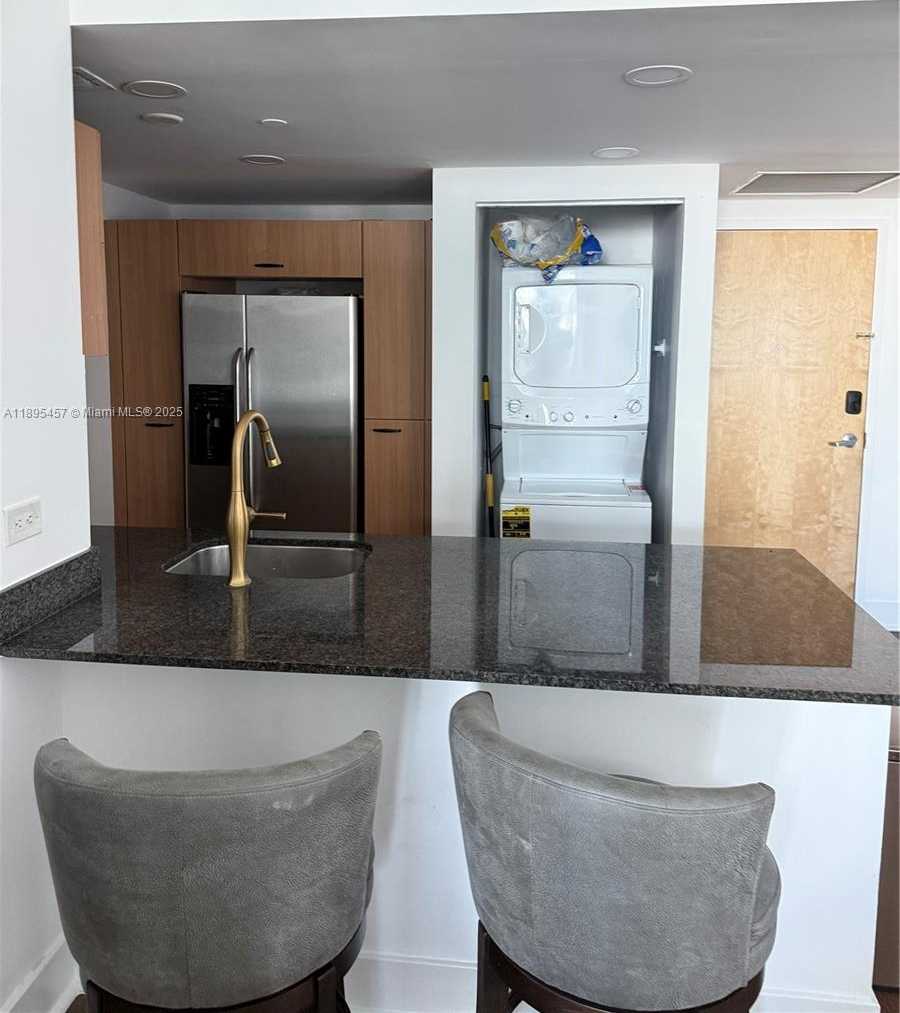 Small Image of 350 SOUTH MIAMI AVE #1803, Miami Number 17