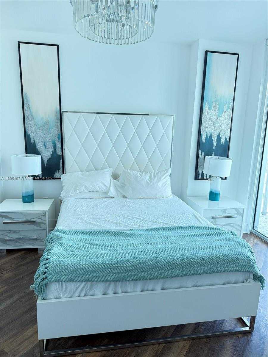Small Image of 350 SOUTH MIAMI AVE #1803, Miami Number 2