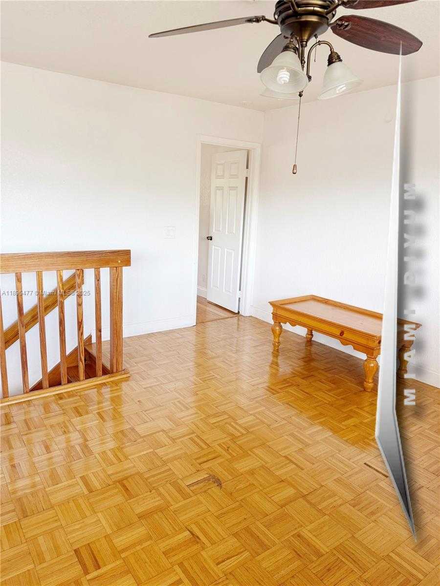 Small Image of 6024 NORTH WEST 172ND TERR CIR, Hialeah Number 18