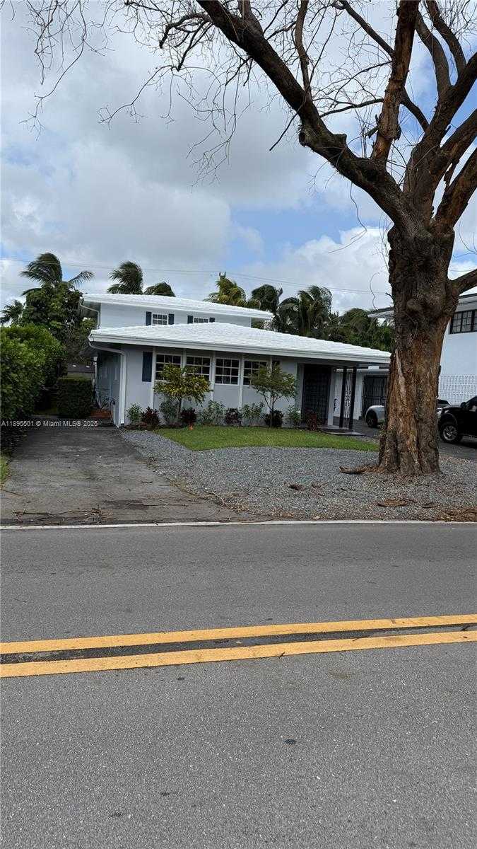 Small Image of Coral Gables Number 2