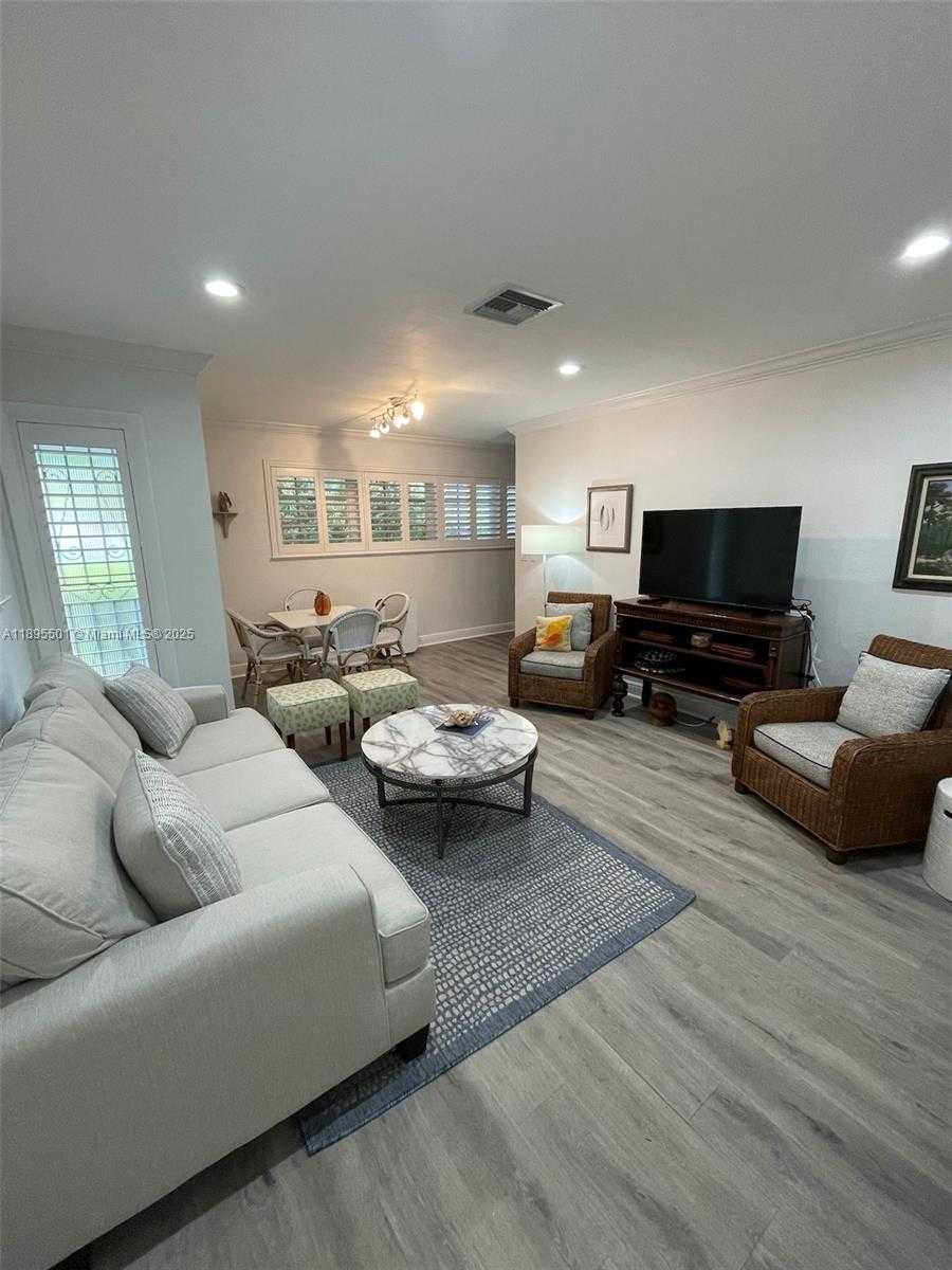 Small Image of Coral Gables Number 4