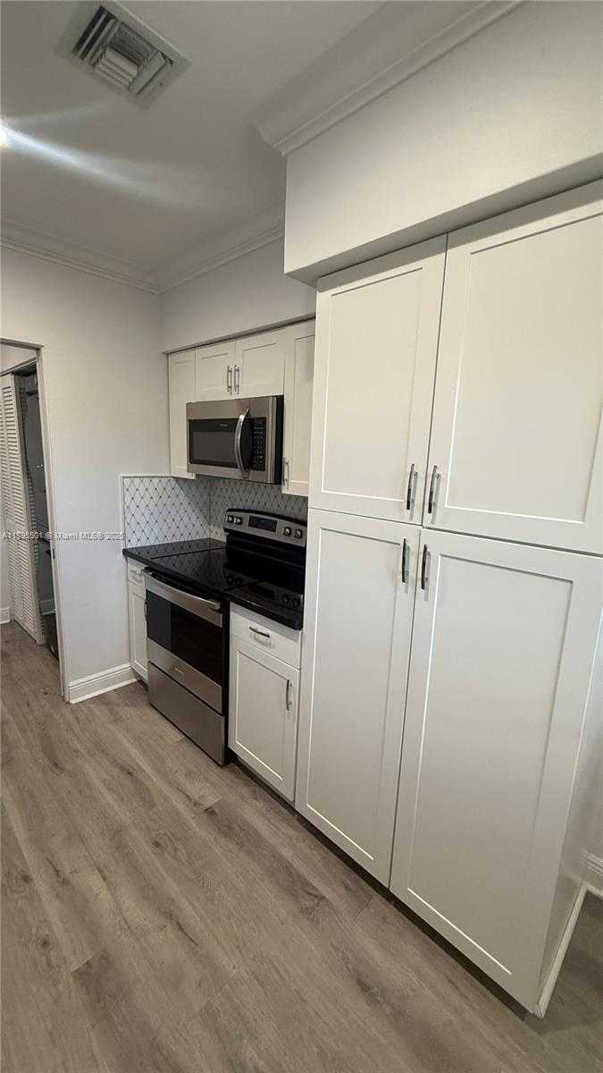 Small Image of Coral Gables Number 8