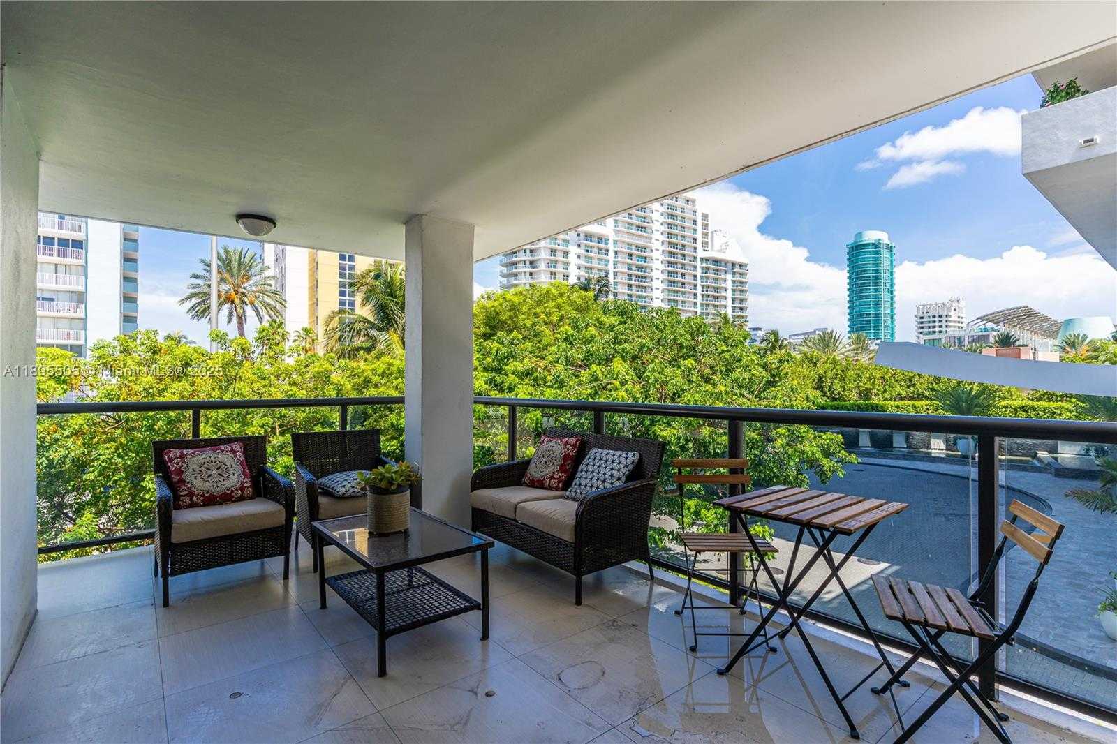 Small Image of 5845 COLLINS AVE #201, Miami Beach Number 16