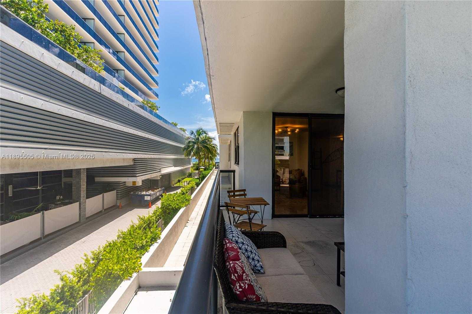 Small Image of 5845 COLLINS AVE #201, Miami Beach Number 19