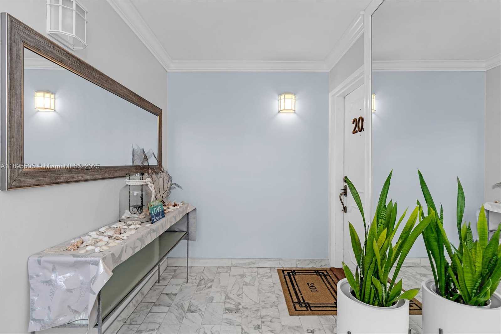 Small Image of 5845 COLLINS AVE #201, Miami Beach Number 24