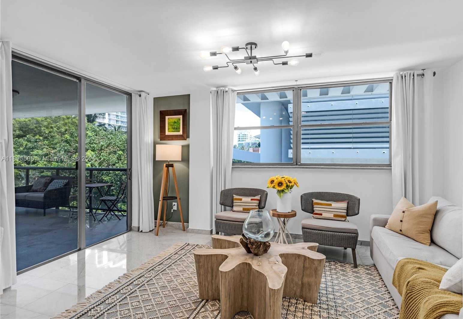 Small Image of 5845 COLLINS AVE #201, Miami Beach Number 27