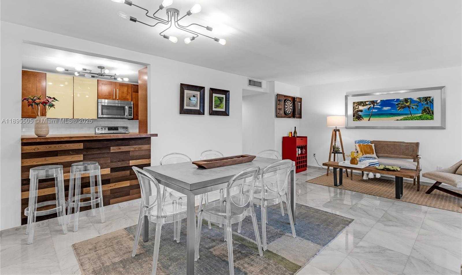 Small Image of 5845 COLLINS AVE #201, Miami Beach Number 30