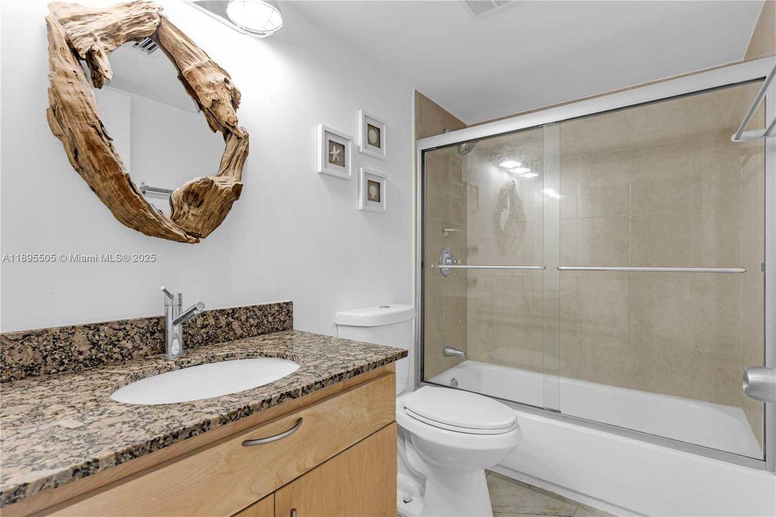 Small Image of 5845 COLLINS AVE #201, Miami Beach Number 35