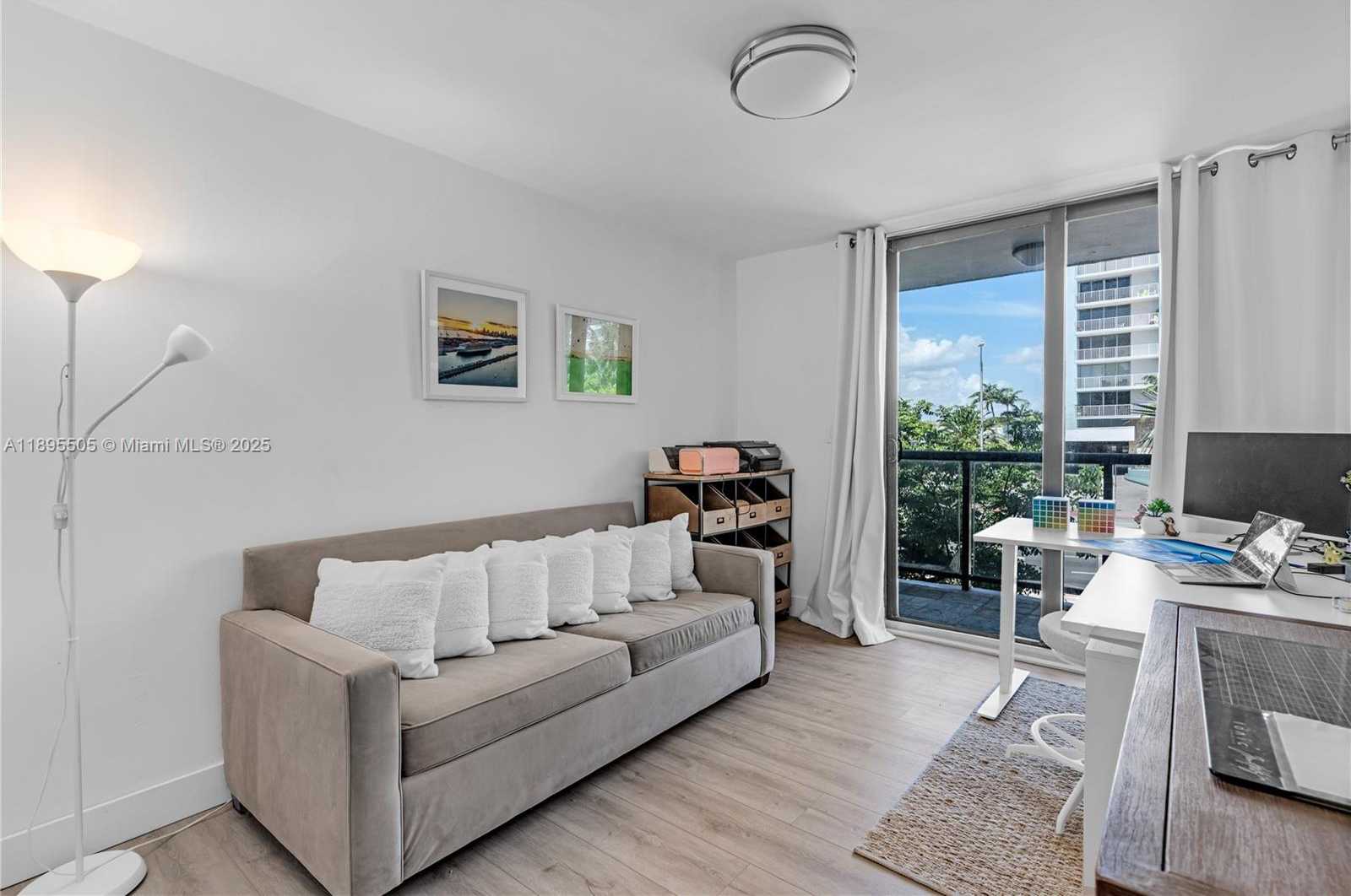 Small Image of 5845 COLLINS AVE #201, Miami Beach Number 39