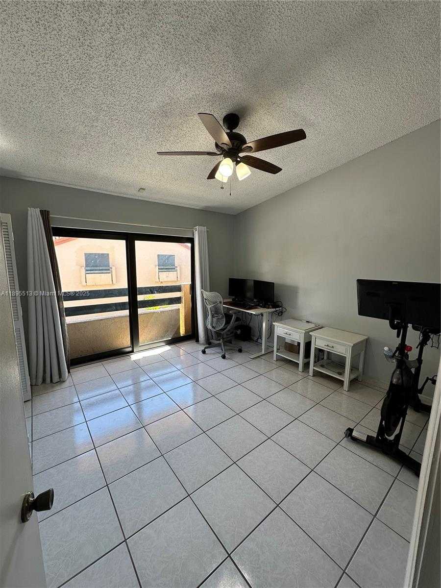 Small Image of 7856 SOUTH WEST 102ND LN, Miami Number 15