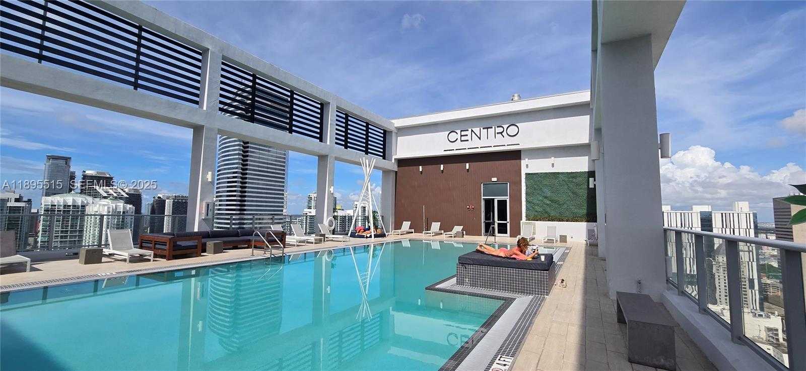 Imagen de Pequeño Objeto