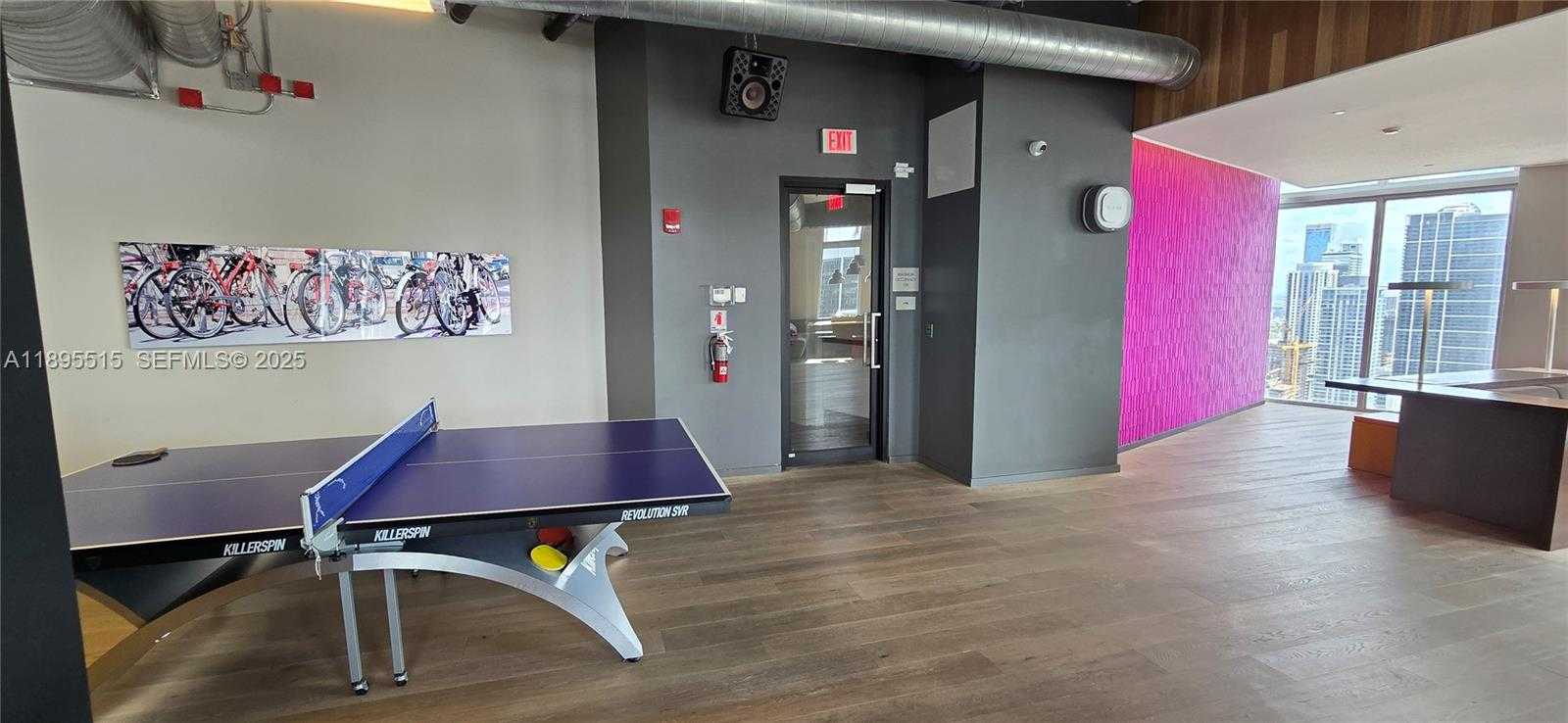 Imagen de Pequeño Objeto