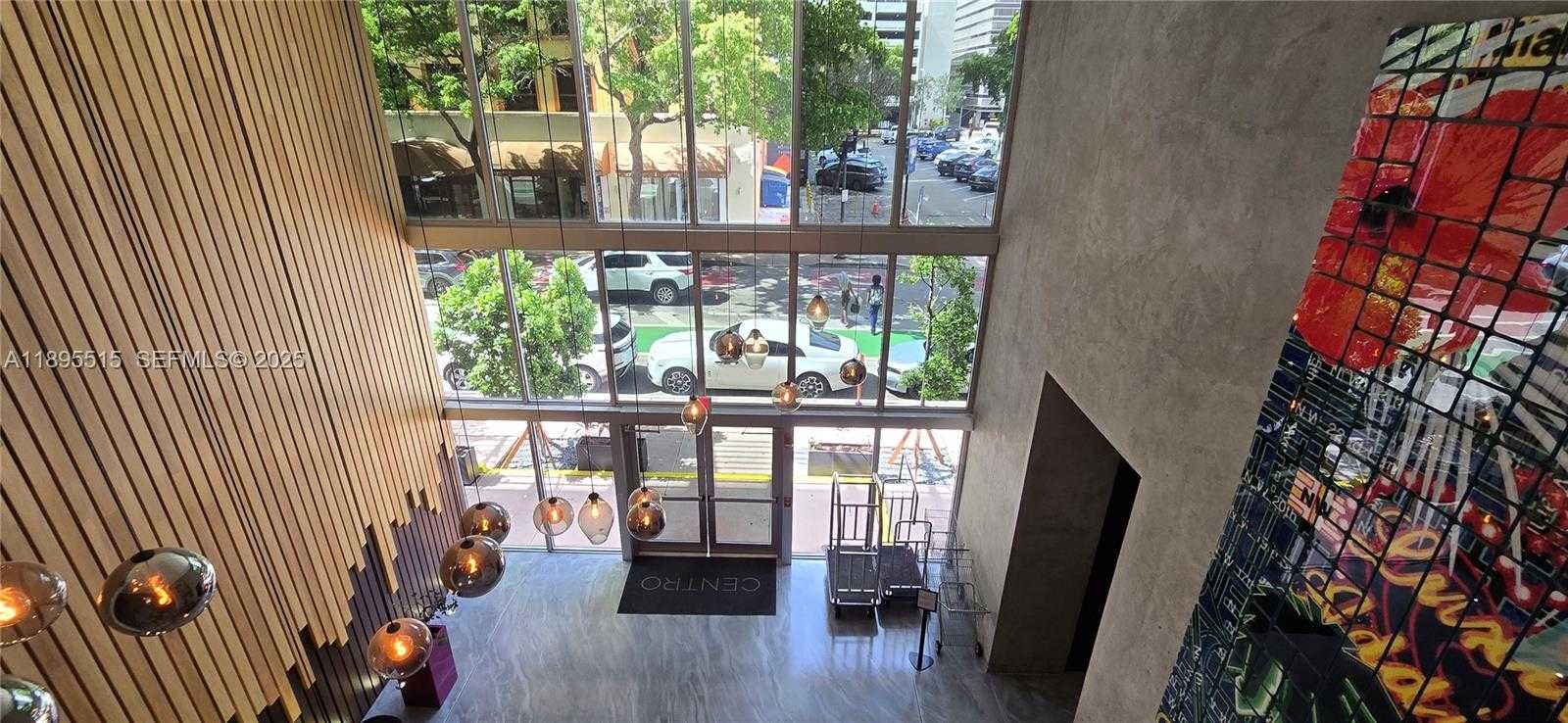 Imagen de Pequeño Objeto