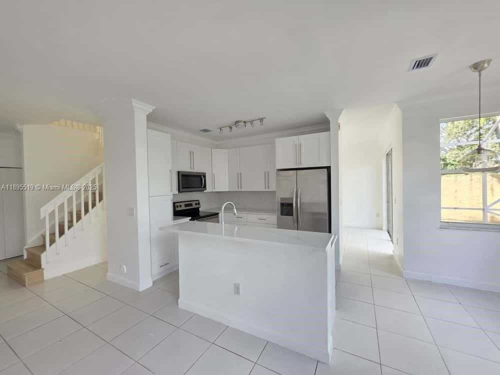 Small Image of 15793 NORTH WEST 16TH CT, Pembroke Pines Number 6