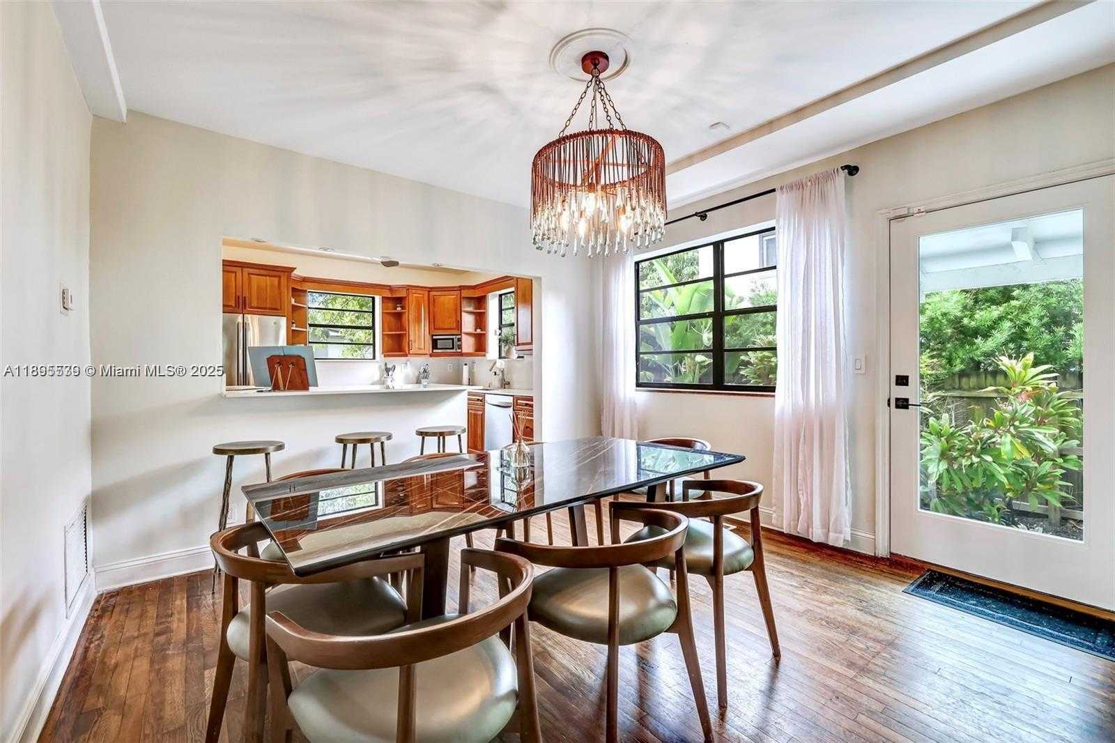 Small Image of 991 NORTH EAST 82ND ST, Miami Number 15