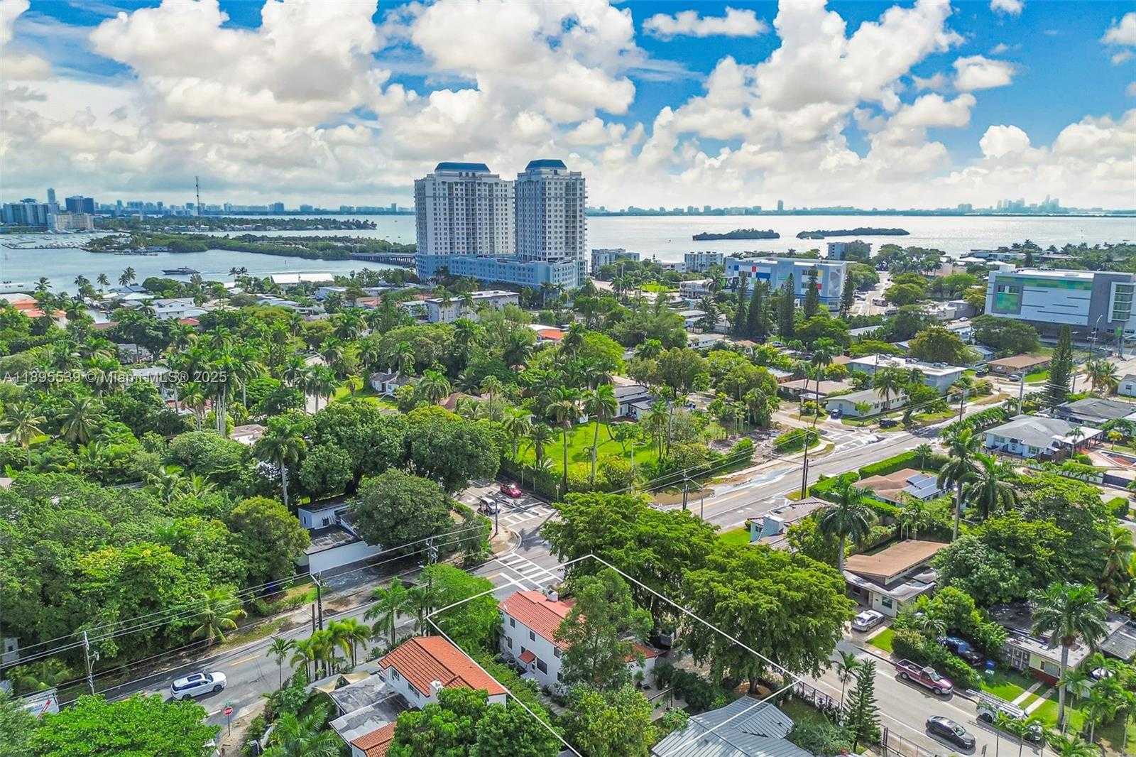 Small Image of 991 NORTH EAST 82ND ST, Miami Number 24