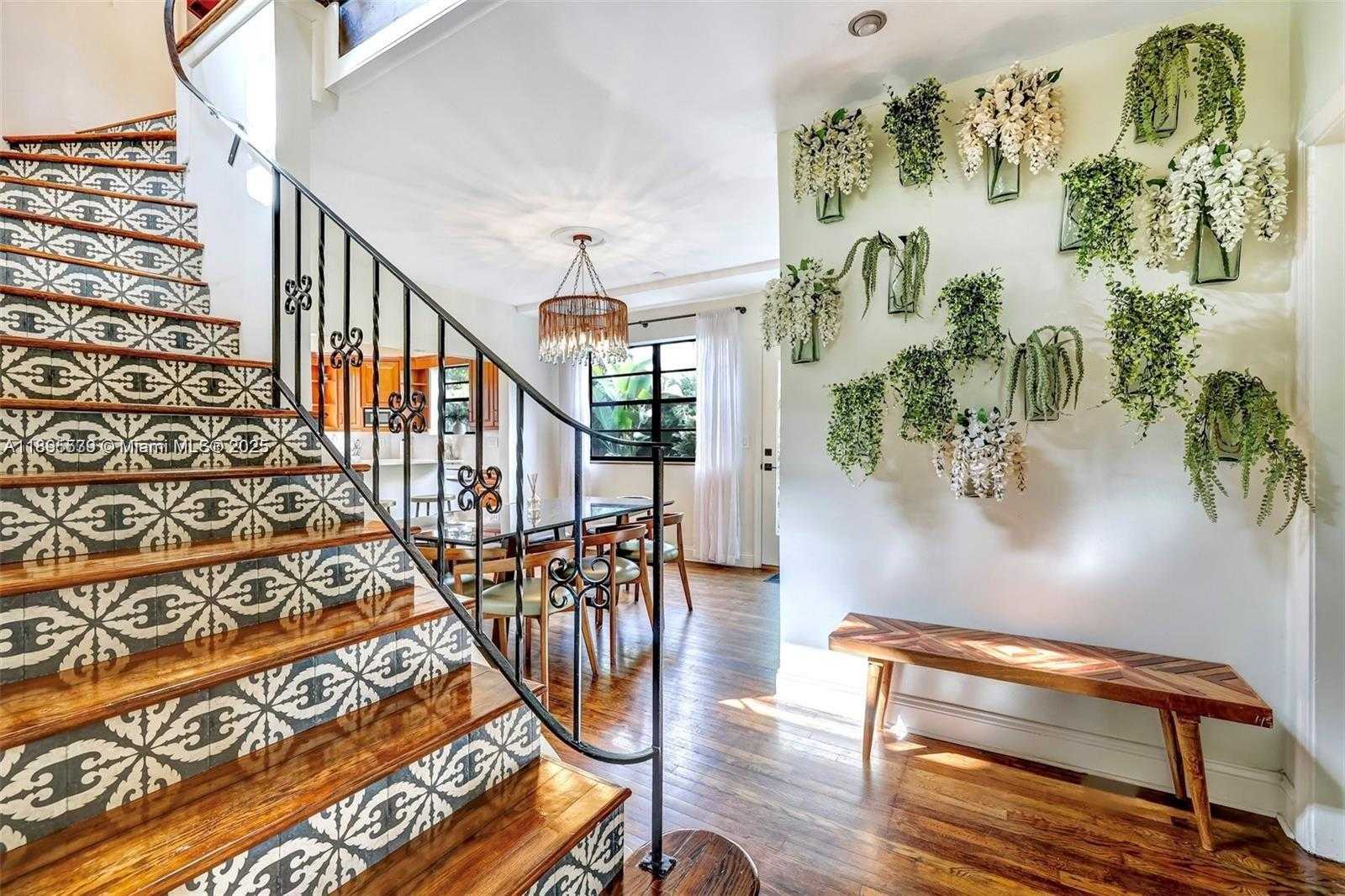 Small Image of 991 NORTH EAST 82ND ST, Miami Number 25