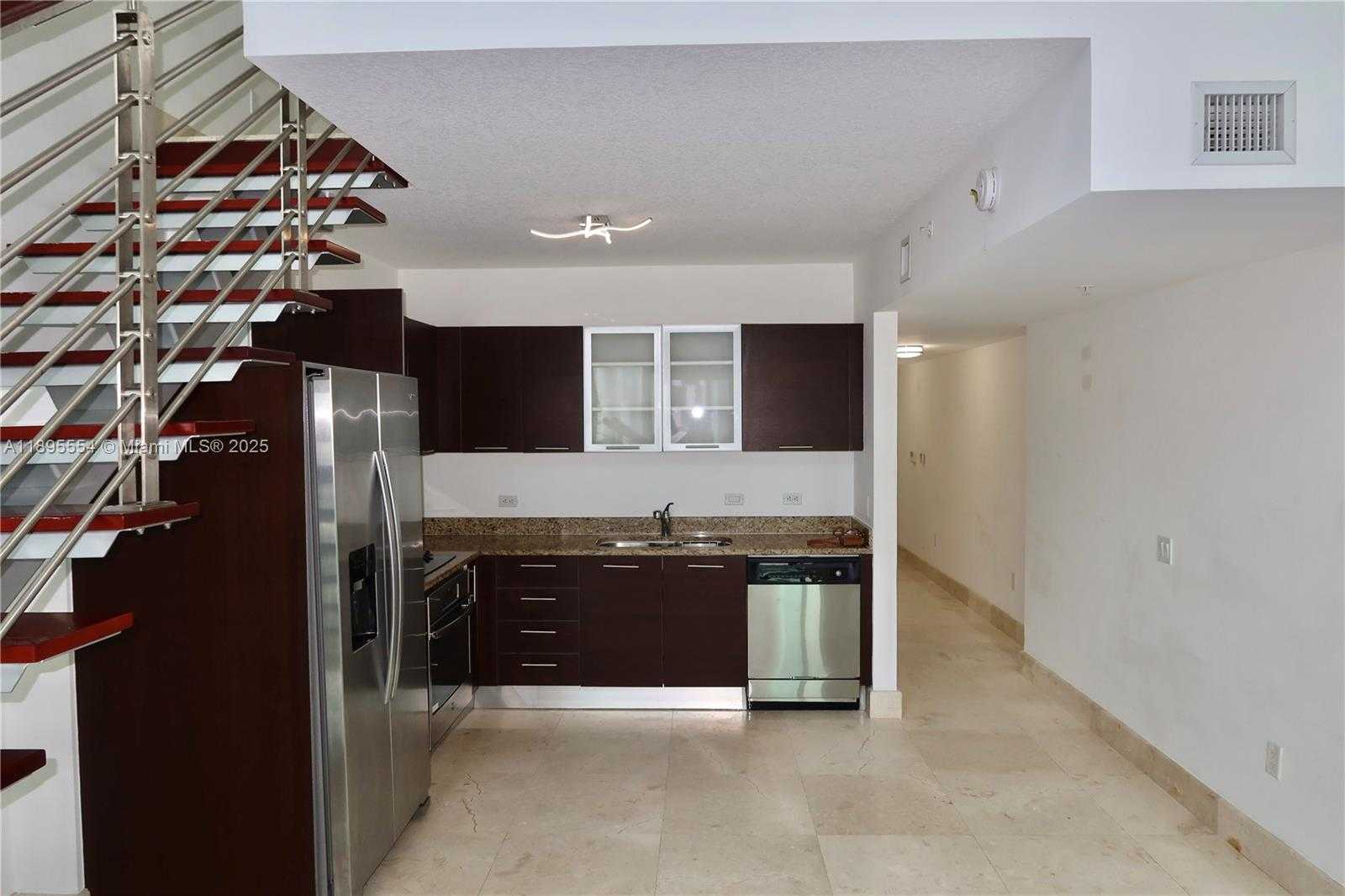 Small Image of 41 SOUTH EAST 5TH ST #1611, Miami Number 2