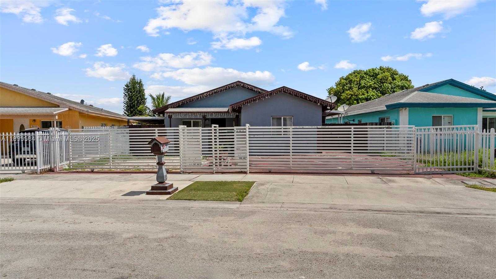 Small Image of 3109 NORTH WEST 64 ST, Miami Number 2