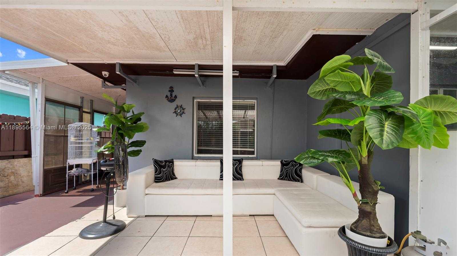 Small Image of 3109 NORTH WEST 64 ST, Miami Number 23