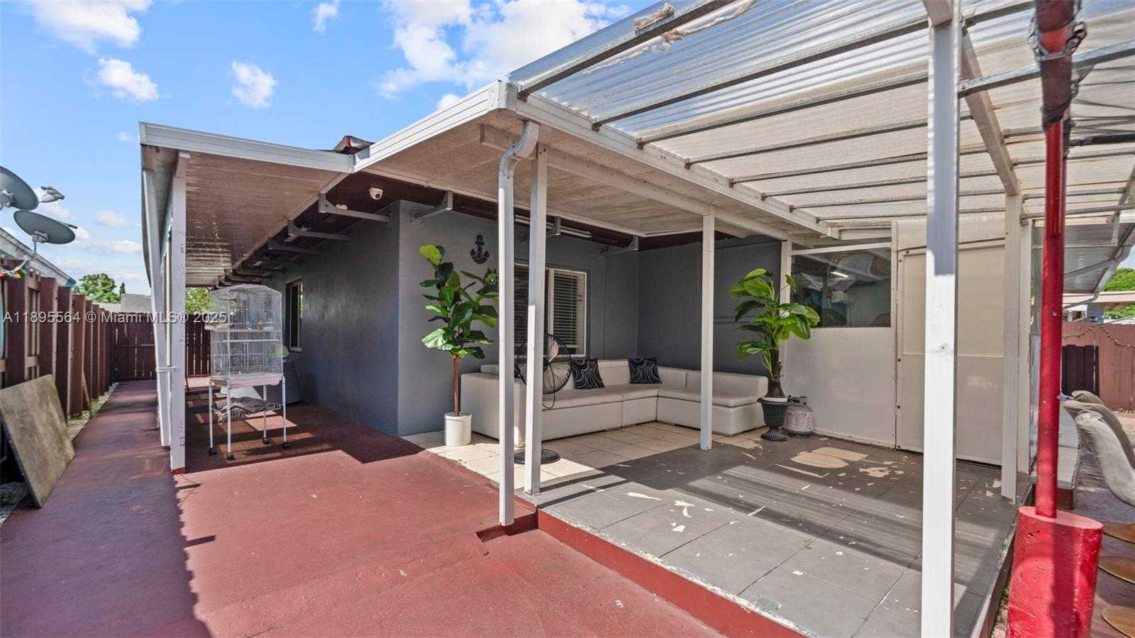 Small Image of 3109 NORTH WEST 64 ST, Miami Number 25