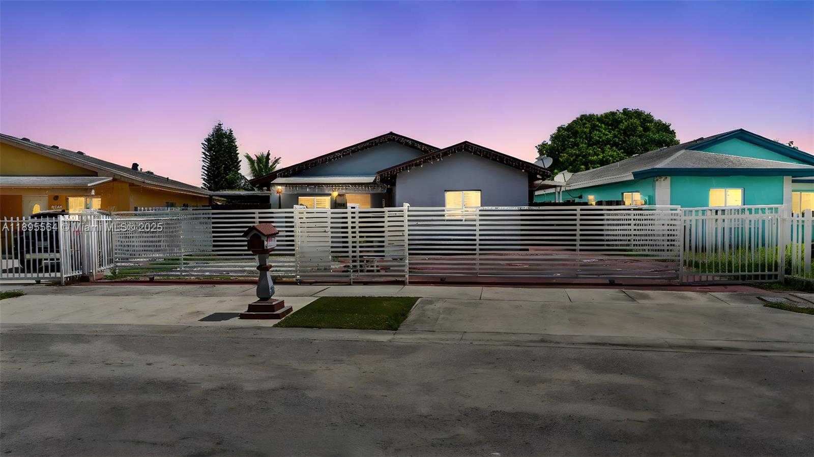 Small Image of 3109 NORTH WEST 64 ST, Miami Number 3