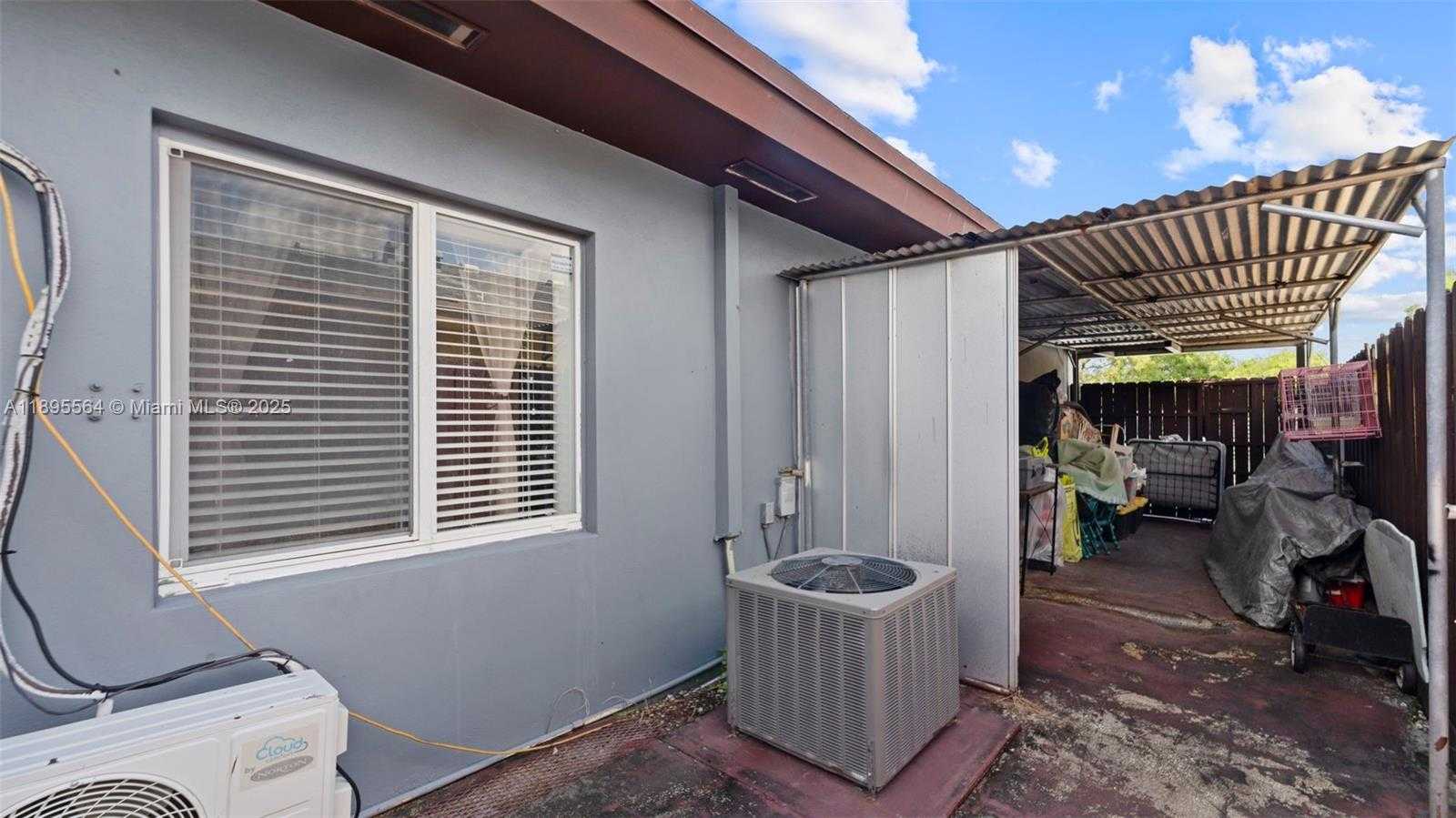 Small Image of 3109 NORTH WEST 64 ST, Miami Number 30