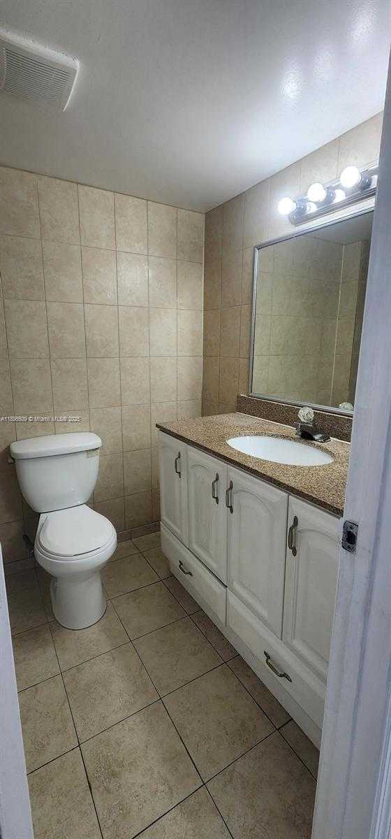 Small Image of Doral Number 10