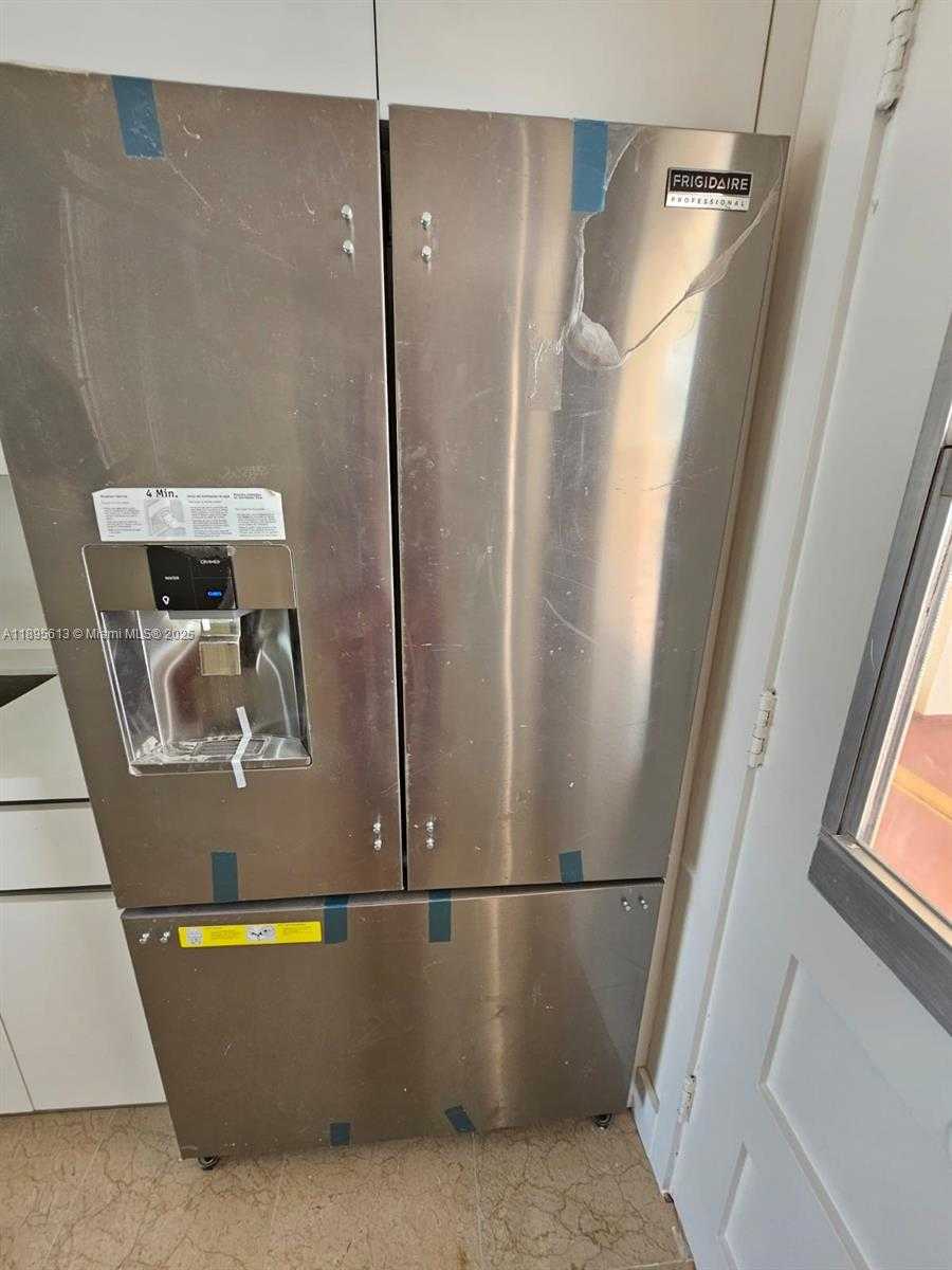 Small Image of 2905 SOUTH POINT EAST DR #L504, Aventura Number 16