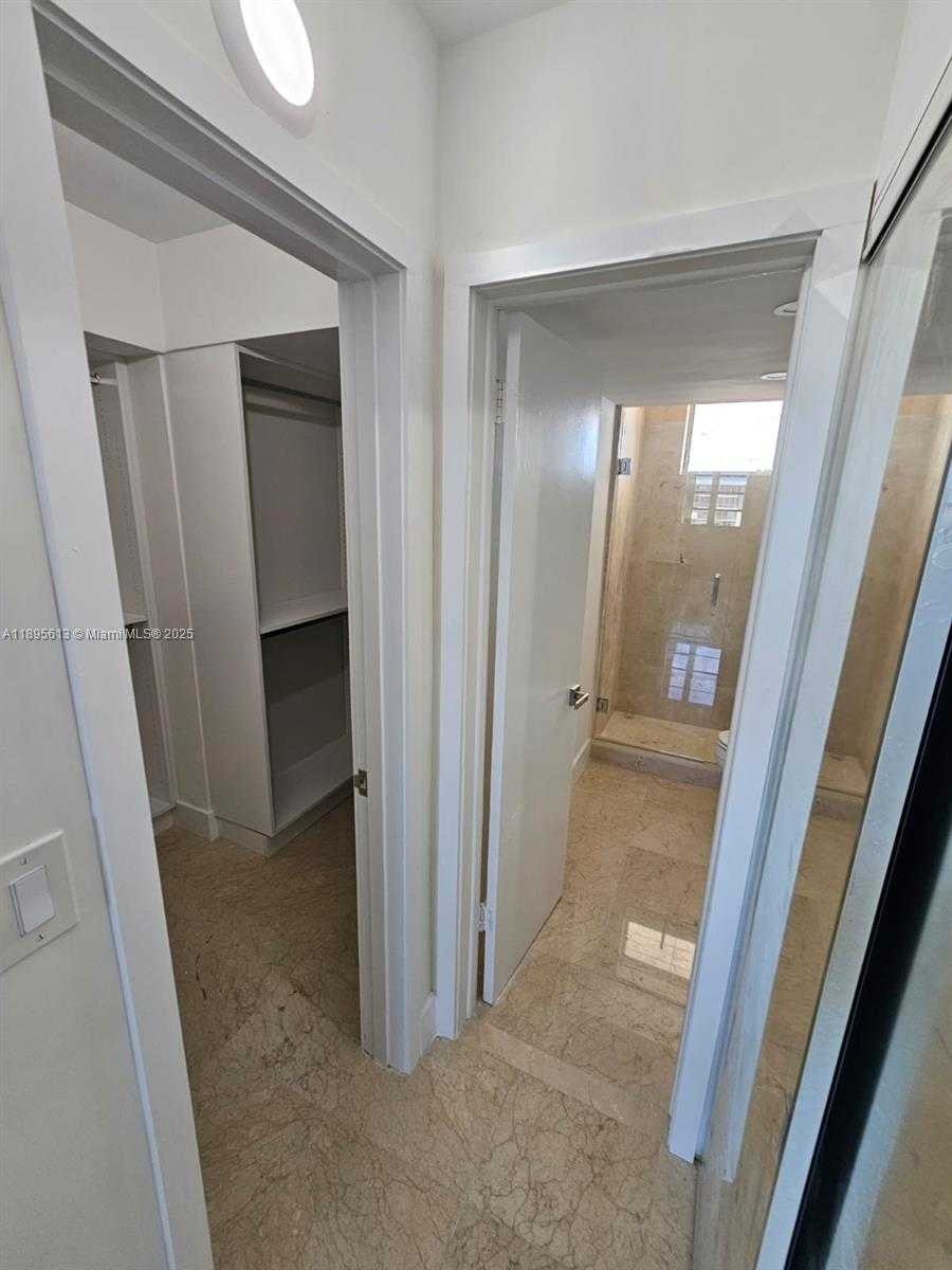 Small Image of 2905 SOUTH POINT EAST DR #L504, Aventura Number 24