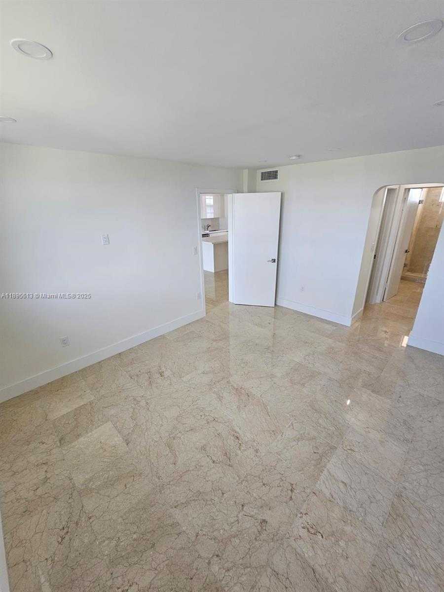 Small Image of 2905 SOUTH POINT EAST DR #L504, Aventura Number 27